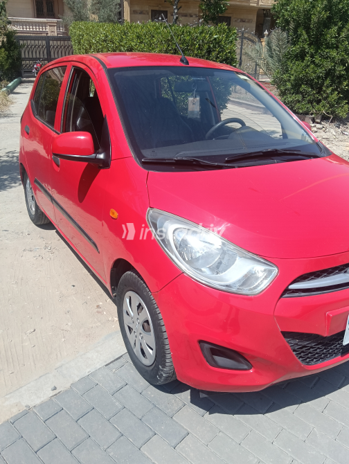 Hyundai I10 2012 Red Used for Sale - 9
