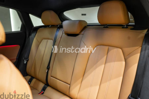 اودي A5 2025 أزرق غامق جديدة للبيع - 6