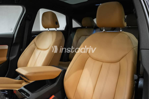 اودي A5 2025 أزرق غامق جديدة للبيع - 9