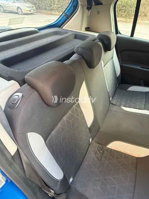 Renault Sandero Step Way 2016 Blue Used for Sale - 1