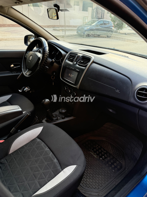 Renault Sandero Step Way 2016 Blue Used for Sale - 5