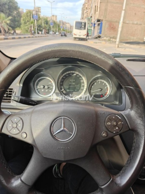 Mercedes C 250 2010 Black Used for Sale - 4
