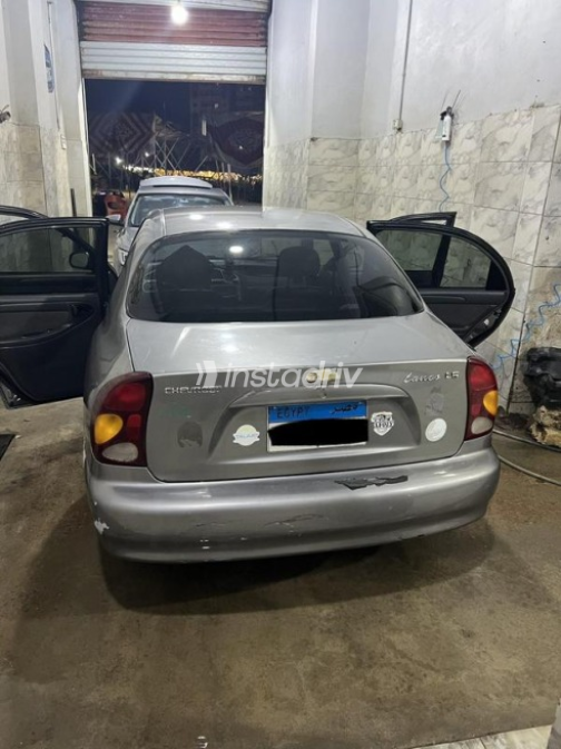 Chevrolet Lanos 2015 Silver Used for Sale - 2