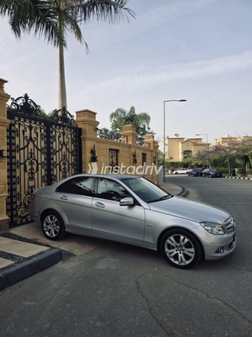 Mercedes C 180 2010 Silver Used for Sale - 4