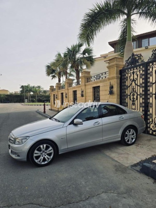 Mercedes C 180 2010 Silver Used for Sale - 5