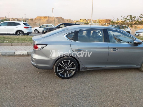 ام جى 6 2022 أبيض مستعملة للبيع - 7