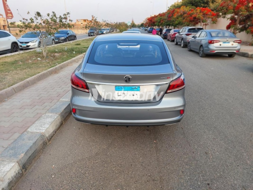 ام جى 6 2022 أبيض مستعملة للبيع - 8