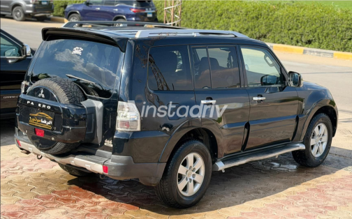 Mitsubishi Pajero 2008 Black Used for Sale - 3