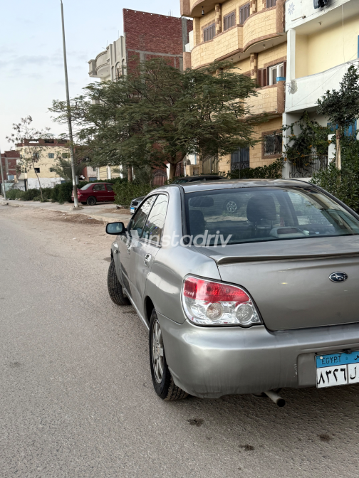 سوبارو امبريزا 2007 فضي مستعملة للبيع - 4