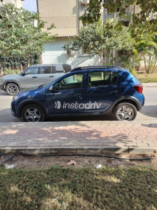 Renault Sandero Step Way 2018 White Used for Sale - 4