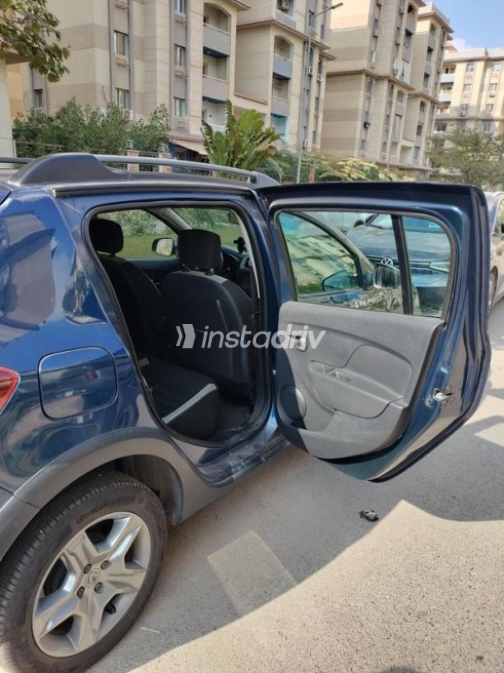 Renault Sandero Step Way 2018 White Used for Sale - 6
