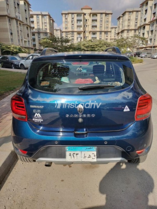 Renault Sandero Step Way 2018 White Used for Sale - 8