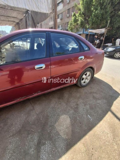 Daewoo Lacetti 2002 Red Used for Sale - 3
