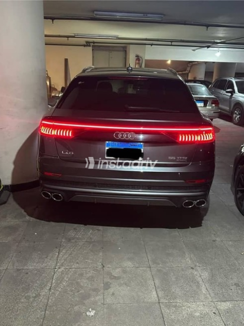 Audi Q8 2022 Gray Used for Sale - 2