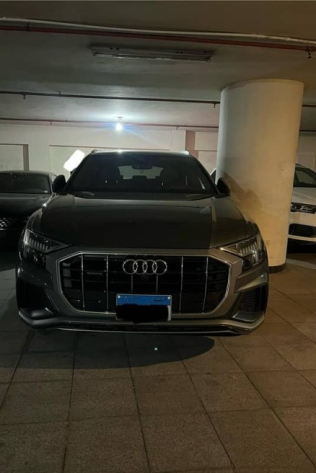 Audi Q8 2022 Gray Used for Sale