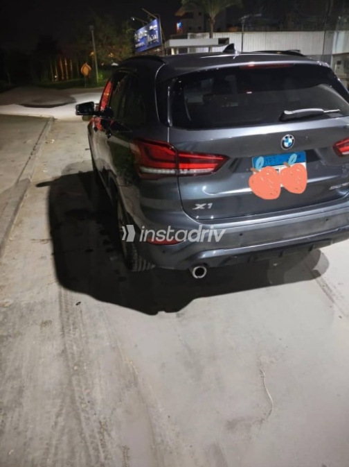بي ام دبليو X1 2020 رمادي مستعملة للبيع - 4