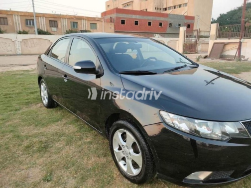 Kia Cerato 2010 Black Used for Sale - 3