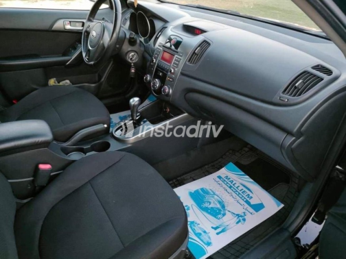 Kia Cerato 2010 Black Used for Sale - 4
