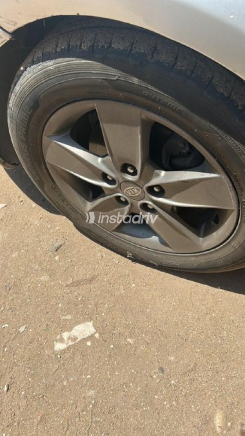 Kia Cerato 2010 Silver Used for Sale - 6