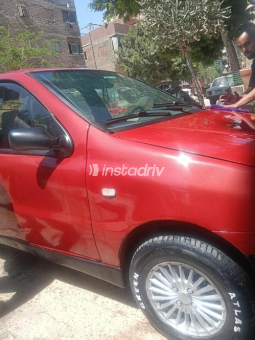 Fiat Siena 2000 Red Used for Sale - 1