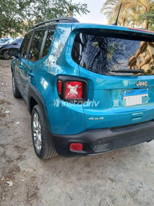 Jeep Renegade 2022 Blue Used for Sale - 2