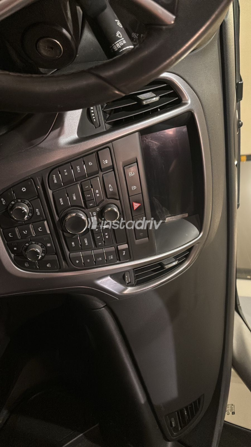 اوبل أسترا 2021 رمادي مستعملة للبيع - 2
