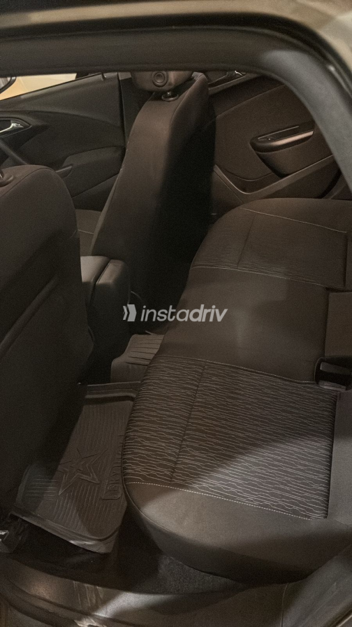 اوبل أسترا 2021 رمادي مستعملة للبيع - 3