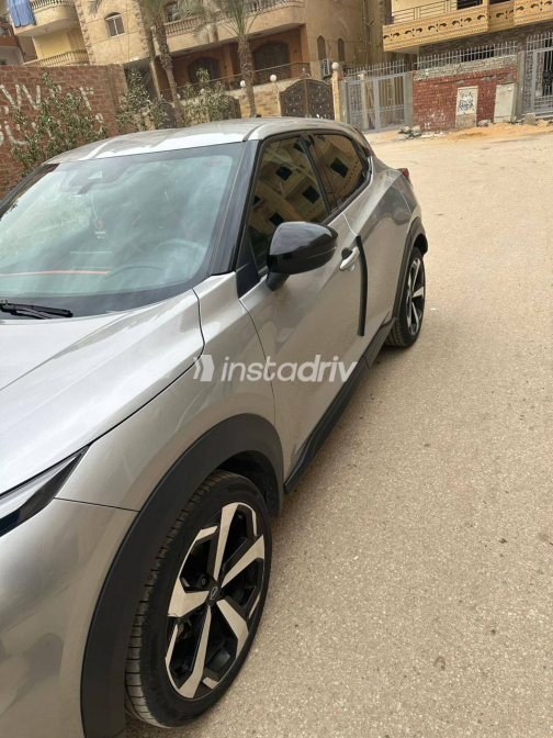نيسان جوك 2025 فضي مستعملة للبيع - 8