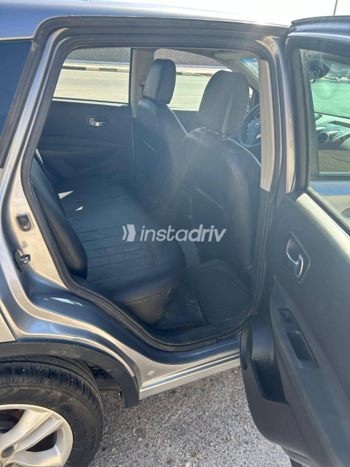 Nissan Qashqai 2011 White Used for Sale - 6