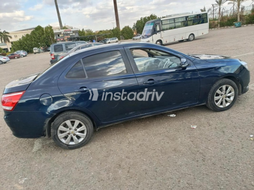 Chevrolet Optra 2019 White Used for Sale - 3