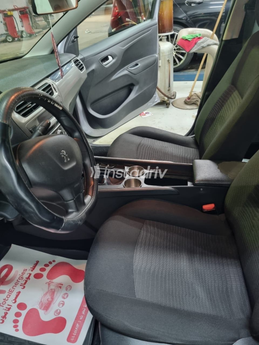 Peugeot 301 2021 Silver Used for Sale - 5