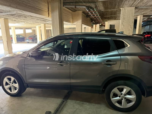 Nissan Qashqai 2021 Gray Used for Sale - 2
