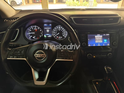 Nissan Qashqai 2021 Gray Used for Sale - 5