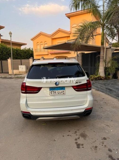 BMW X5 2018 White Used for Sale - 3