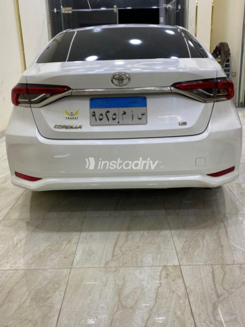 Toyota Corolla 2022 White Used for Sale - 4