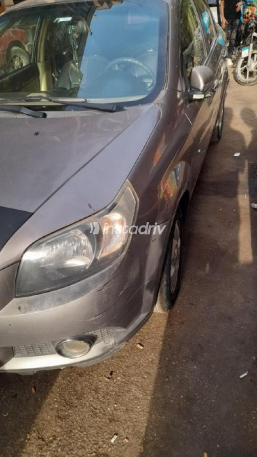 Chevrolet Aveo 2019 Gray Used for Sale - 4