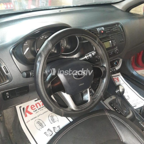 كيا ريو 2014 أحمر مستعملة للبيع - 10