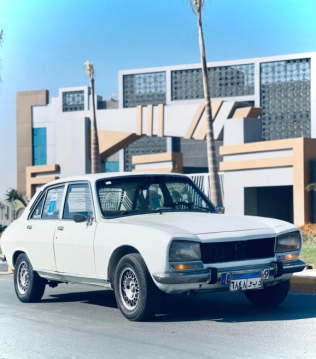 بيجو 504 1976 أبيض مستعملة للبيع