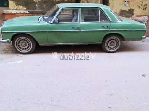 مرسيدس E 200 1975 أخضر مستعملة للبيع - 2