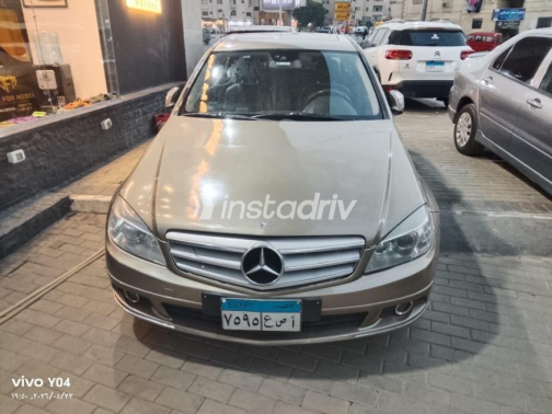 مرسيدس C 200 2008 ذهبي مستعملة للبيع - 4