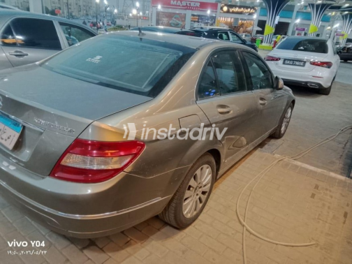 مرسيدس C 200 2008 ذهبي مستعملة للبيع - 7