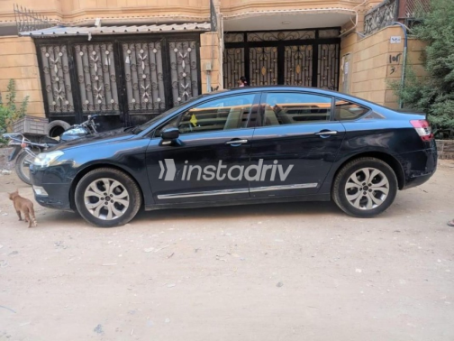 سيتروين C5 2015 بترولي مستعملة للبيع - 8