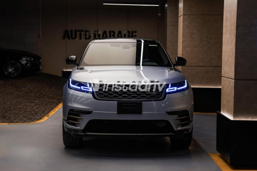 Land Rover Velar 2021 Silver Used for Sale - 2