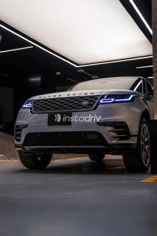 Land Rover Velar 2021 Silver Used for Sale - 4
