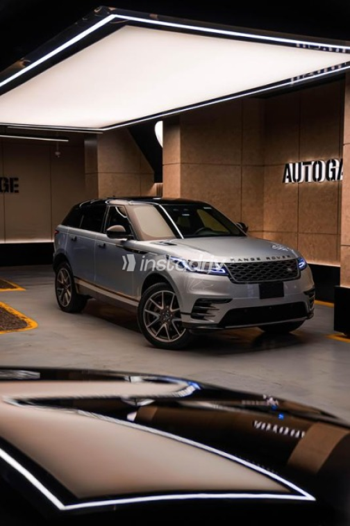 Land Rover Velar 2021 Silver Used for Sale - 6
