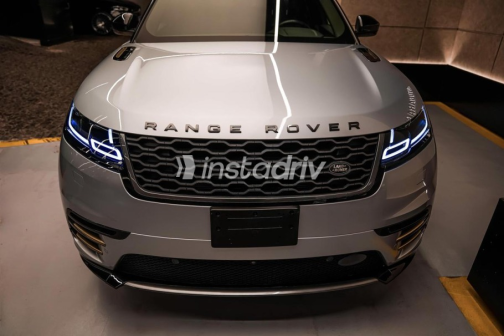 Land Rover Velar 2021 Silver Used for Sale - 9