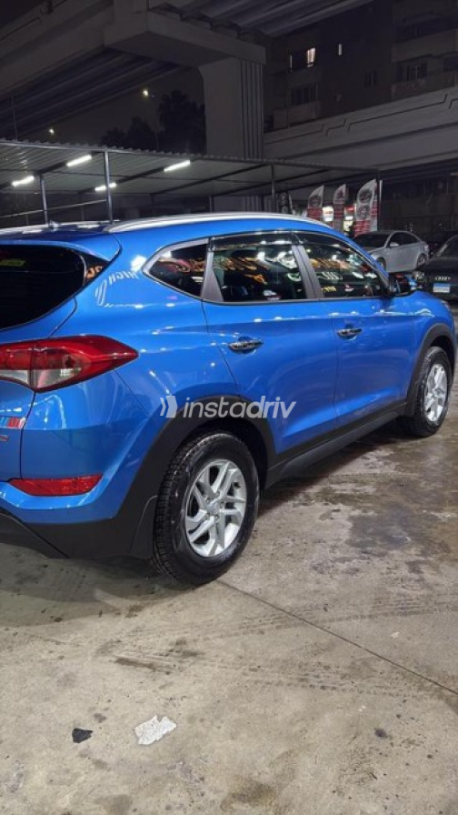 Hyundai Tucson 2017 Blue Used for Sale - 3