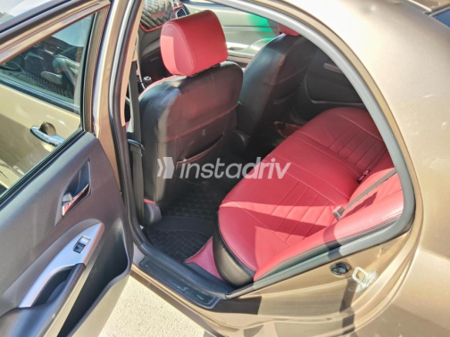 بى واى دى‬ F3 2021 أبيض مستعملة للبيع - 5