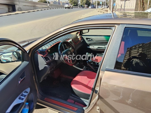بى واى دى‬ F3 2021 أبيض مستعملة للبيع - 6