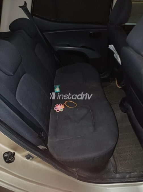 Hyundai I10 2009 White Used for Sale - 7